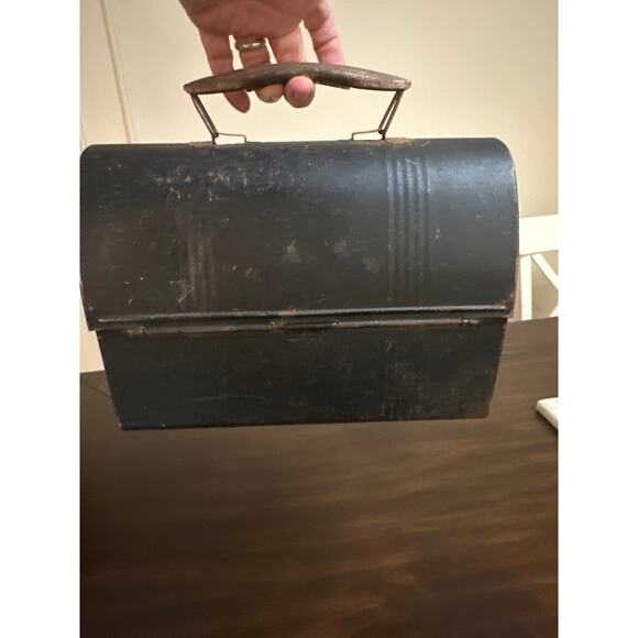 Antique Victory Dome Black Lunch Box 1950’s Metal 10" Pre-owned Lunch Box Pail - Picture 3 of 11
